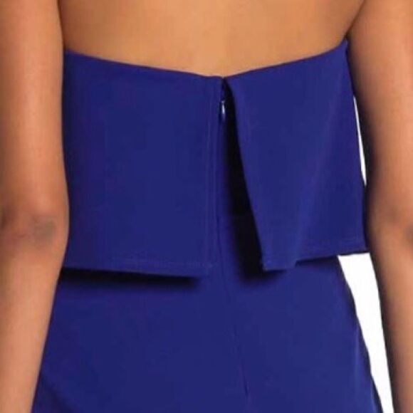 Bebe | Strapless V-Notch Crepe Jumpsuit | Blue - Picture 4 of 5